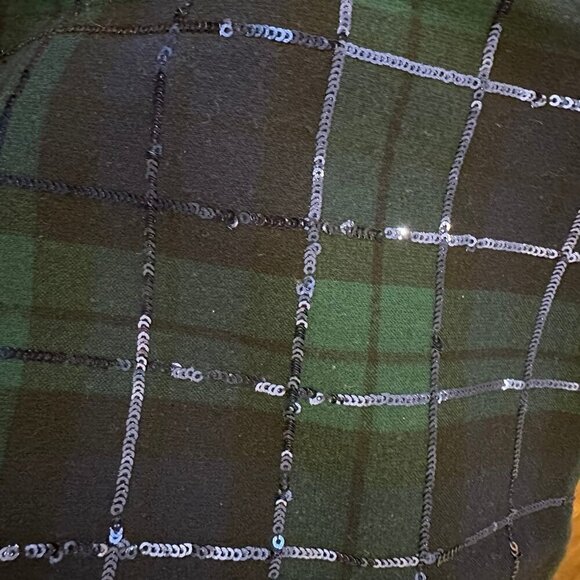 Vineyard Vines blackwatch holiday plaid sequin mini skirt - Picture 5 of 6